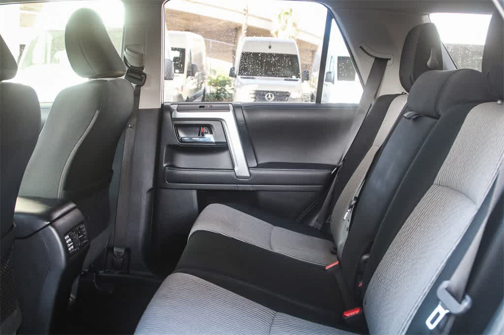 Thumbnail: 2022 Toyota 4Runner - 20