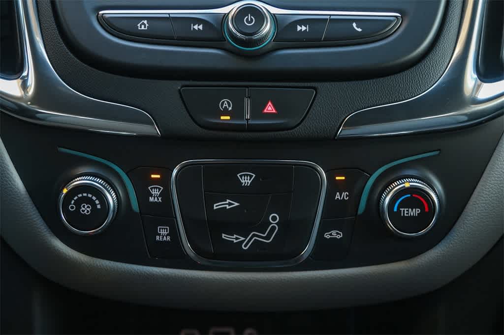 Thumbnail: 2022 Chevrolet Equinox - 14