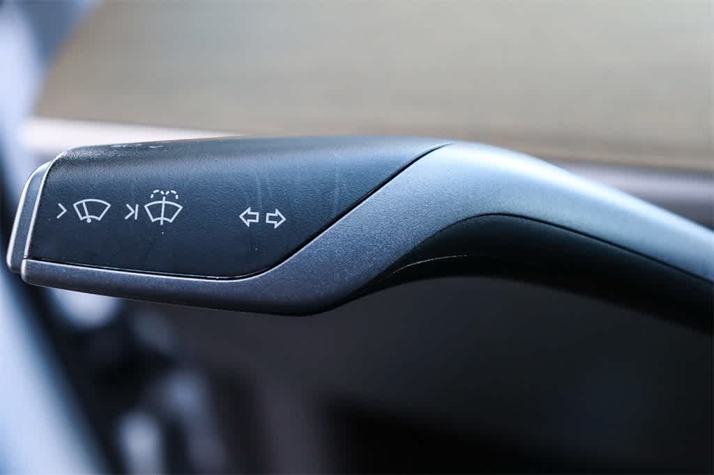 Thumbnail: 2021 Tesla Model 3 - 21