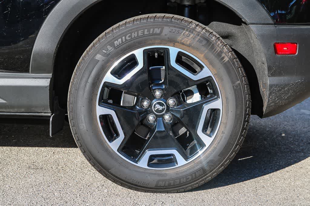 Thumbnail: 2023 Ford Bronco Sport - 11