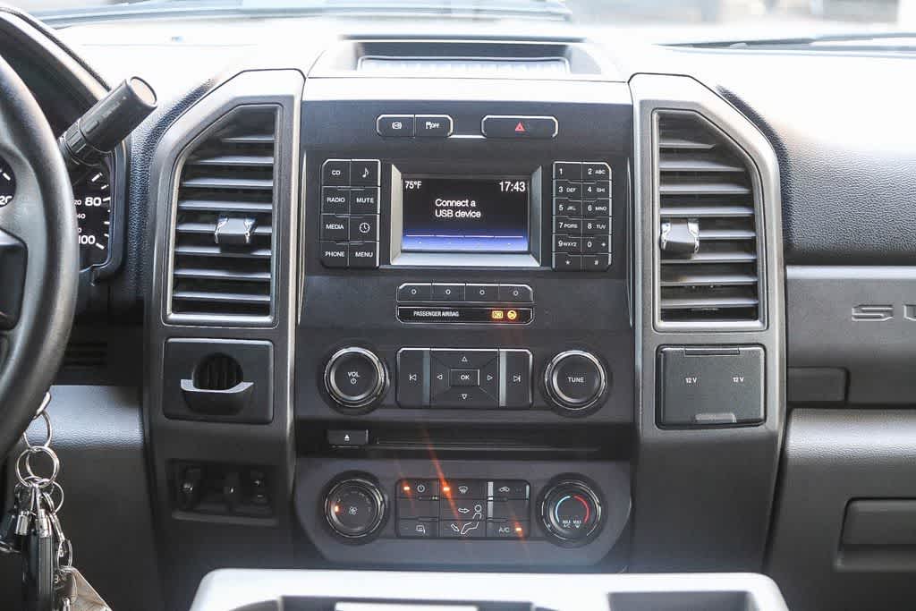 Thumbnail: 2017 Ford F-550 - 14