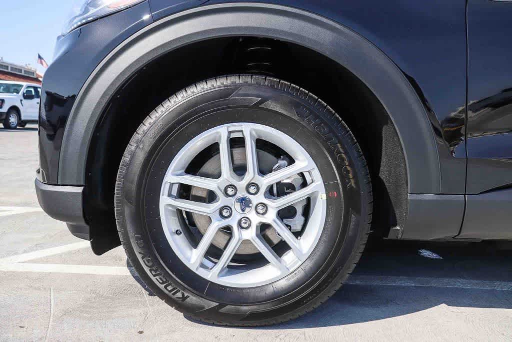 Thumbnail: 2026 Ford Explorer - 11