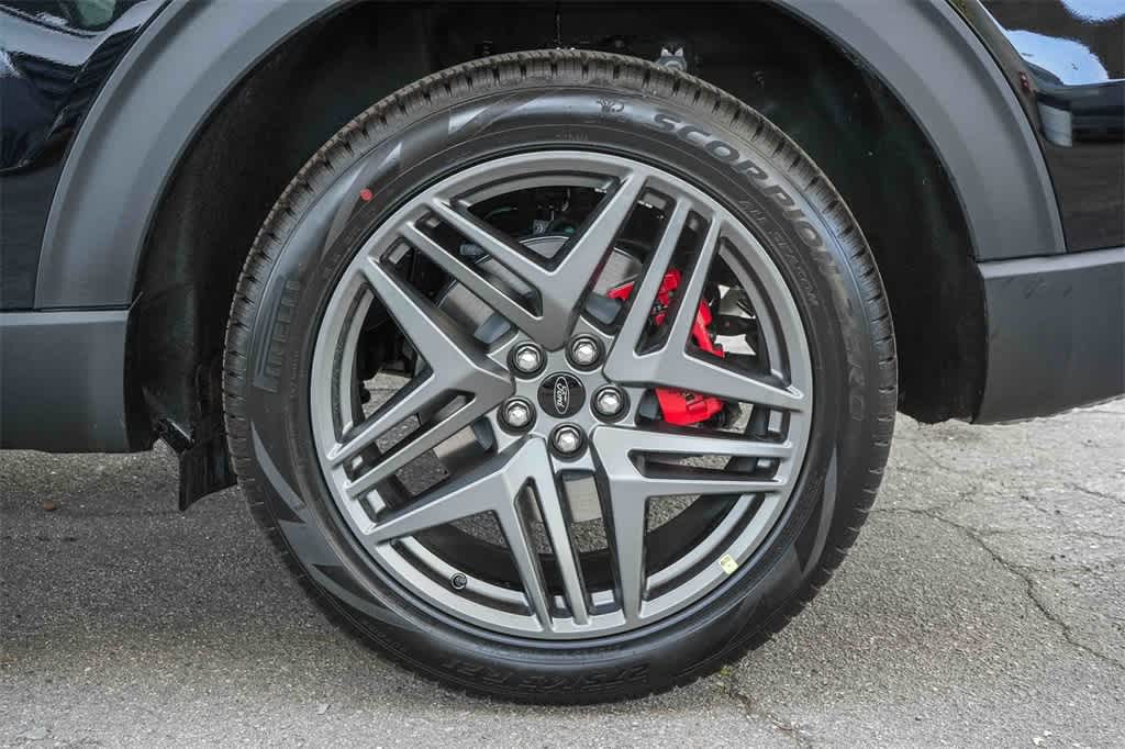 Thumbnail: 2026 Ford Explorer - 10