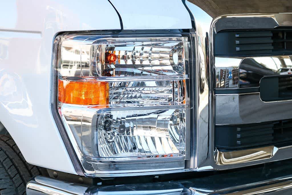 Thumbnail: 2026 Ford Econoline - 5