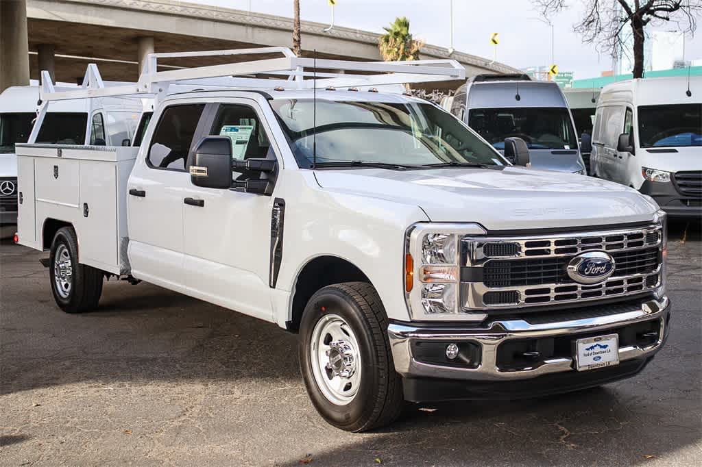 Thumbnail: 2026 Ford F-350 - 3