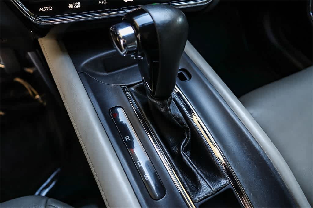 Thumbnail: 2017 Honda HR-V - 18