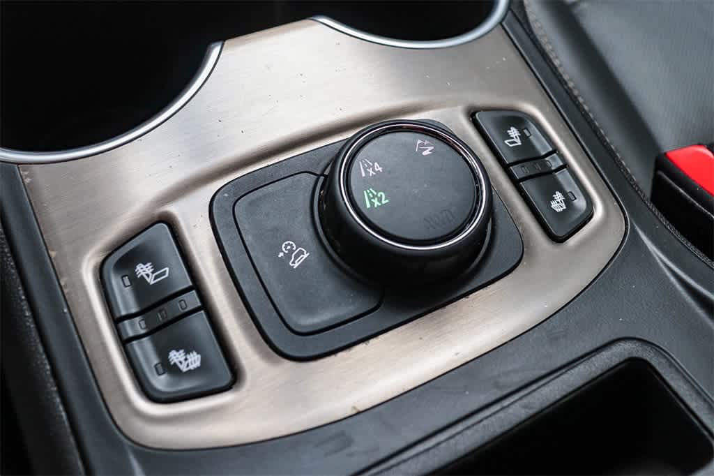 Thumbnail: 2019 GMC Terrain - 24