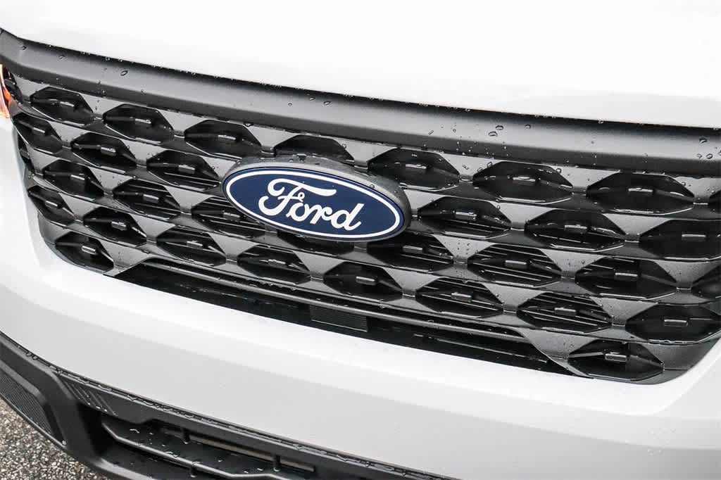 Thumbnail: 2025 Ford Maverick - 5