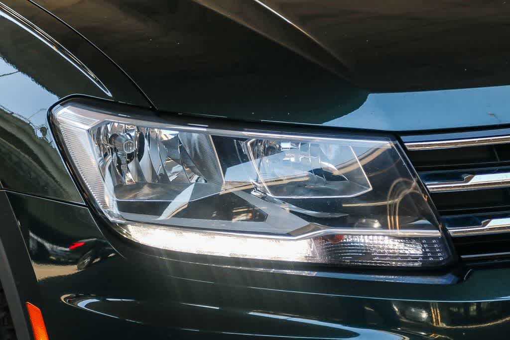 Thumbnail: 2019 Volkswagen Tiguan - 4