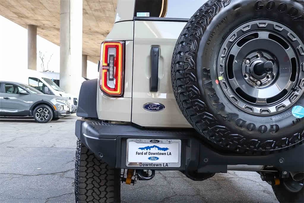 Thumbnail: 2025 Ford Bronco - 9