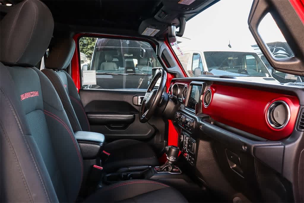 Thumbnail: 2020 Jeep Gladiator - 17