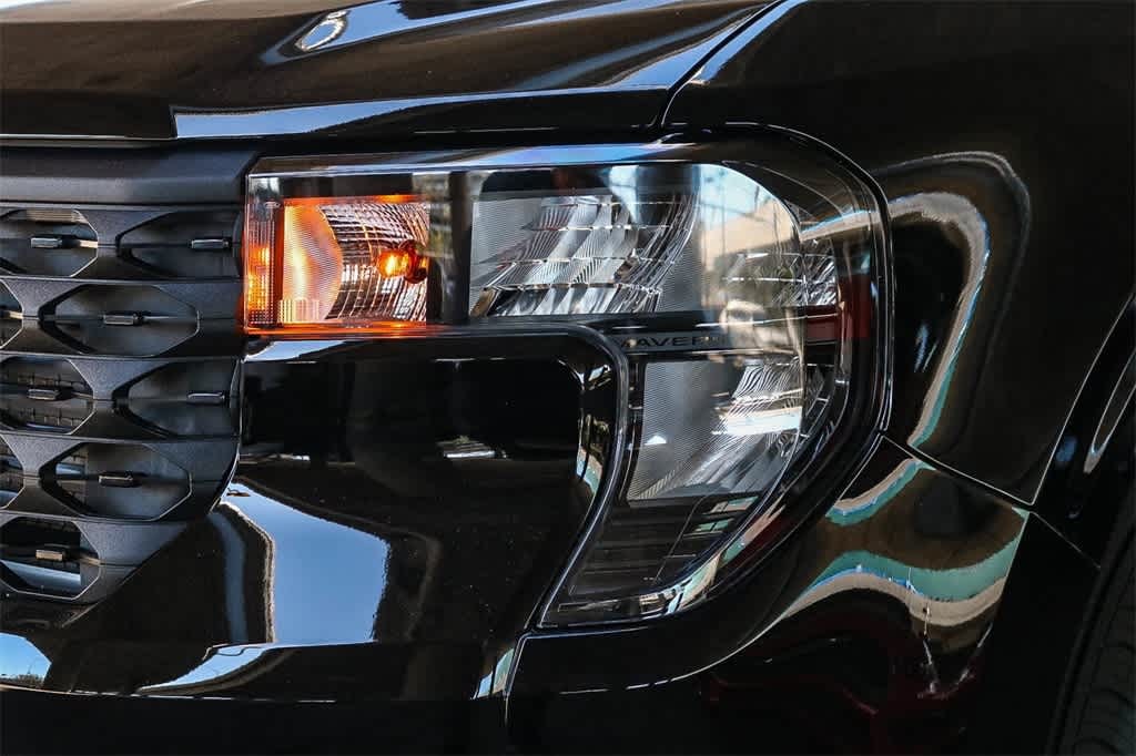 New 2025 Ford Maverick XL Truck SuperCrew