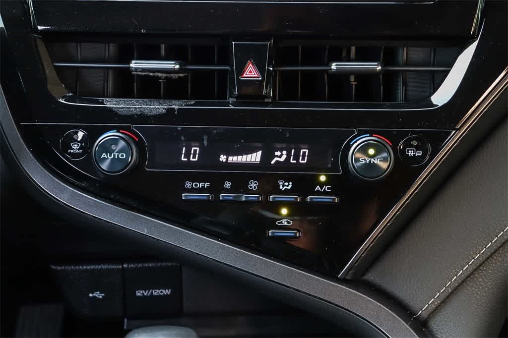 Thumbnail: 2024 Toyota Camry - 14