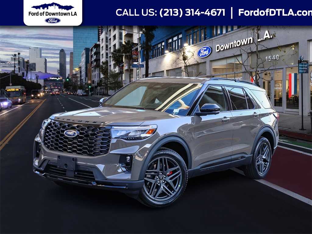 2026 Ford Explorer ST-LINE's photo