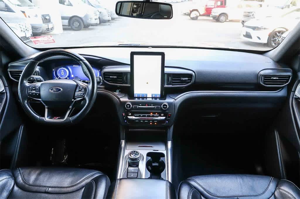 Thumbnail: 2020 Ford Explorer - 12