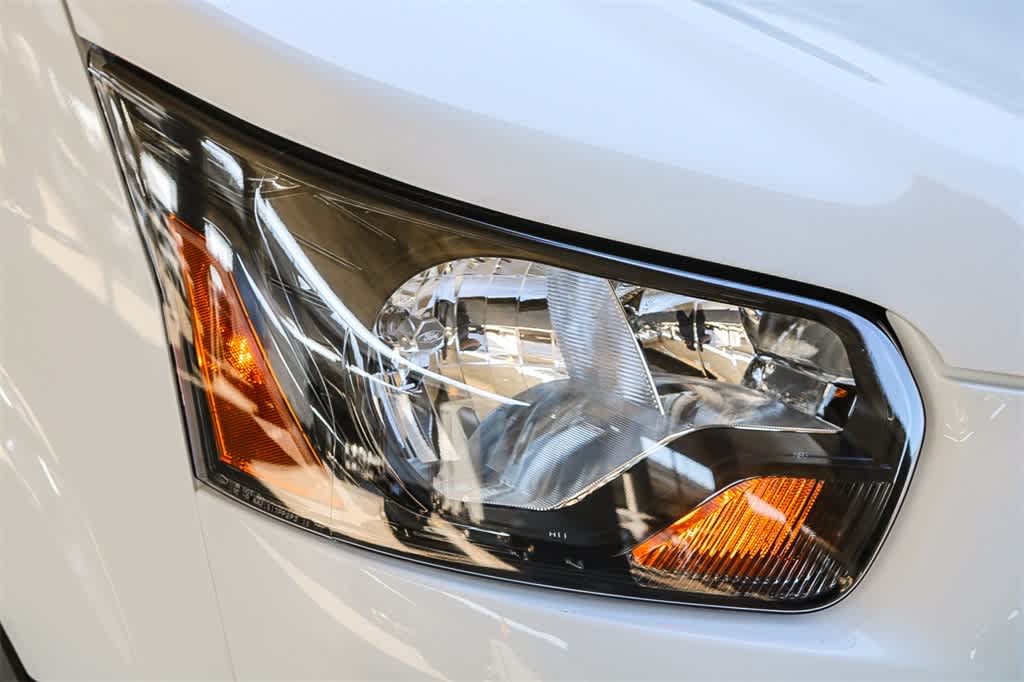 2025 Ford Transit photo 4