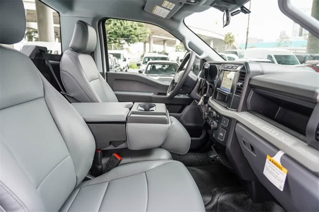 2024 Ford F-350 XL 15
