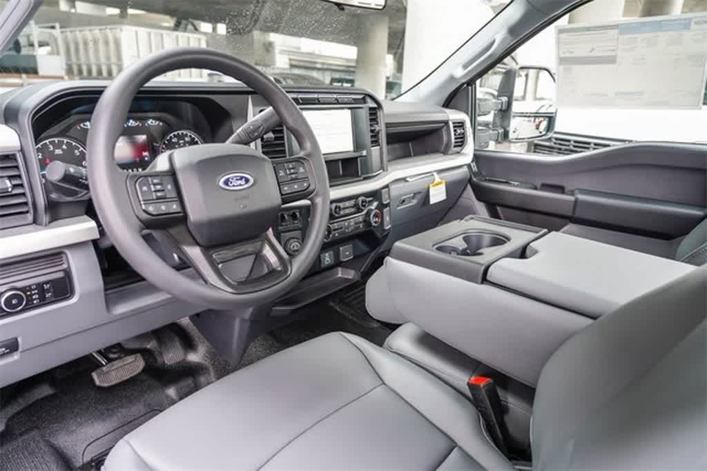 Thumbnail: 2024 Ford F-350 - 12