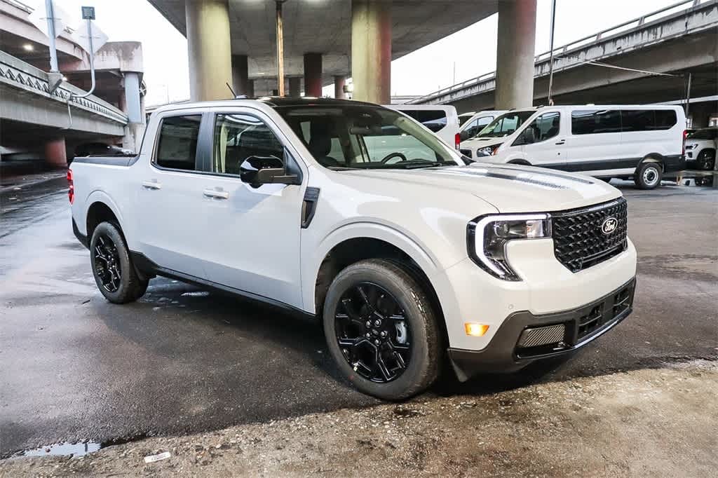 New 2025 Ford Maverick Lariat Truck SuperCrew
