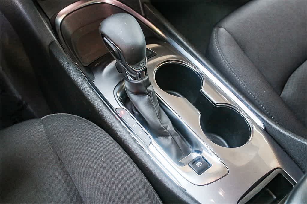 Thumbnail: 2023 Chevrolet Malibu - 19