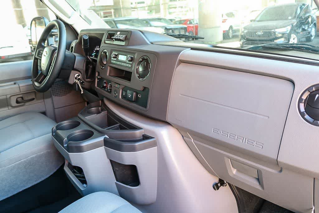 Thumbnail: 2026 Ford Econoline - 20