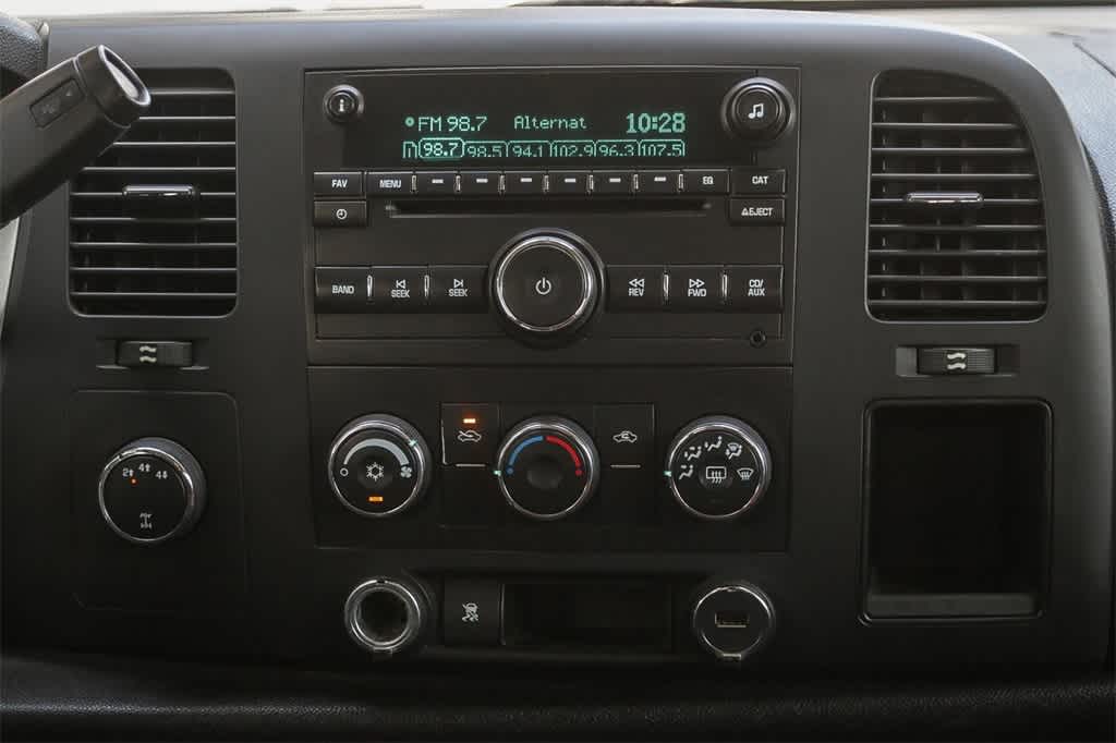 Thumbnail: 2011 GMC Sierra 3500 - 15