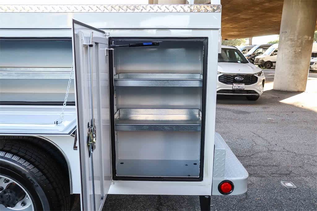 Thumbnail: 2026 Ford F-350 - 32