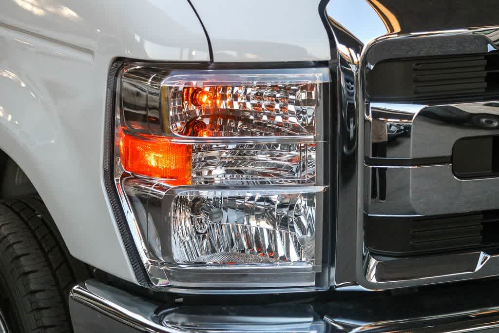 Thumbnail: 2026 Ford Econoline - 4