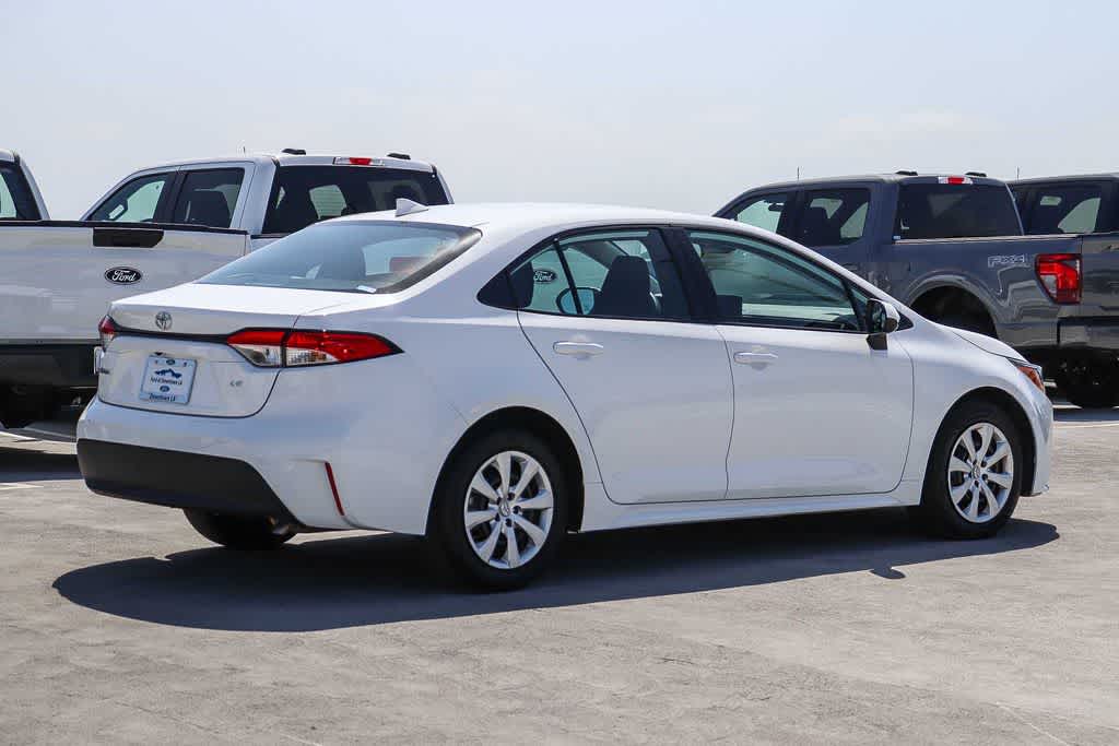 Thumbnail: 2025 Toyota Corolla - 3