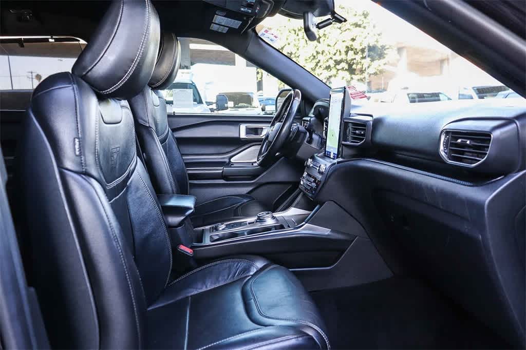 Thumbnail: 2020 Ford Explorer - 17