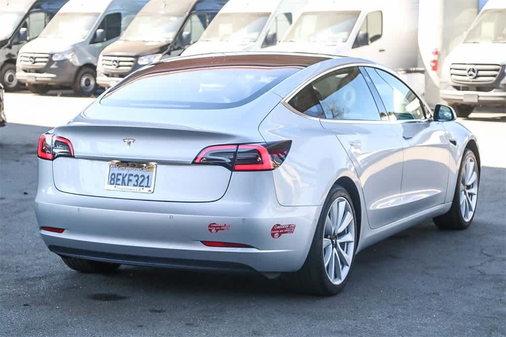 Thumbnail: 2018 Tesla Model 3 - 6