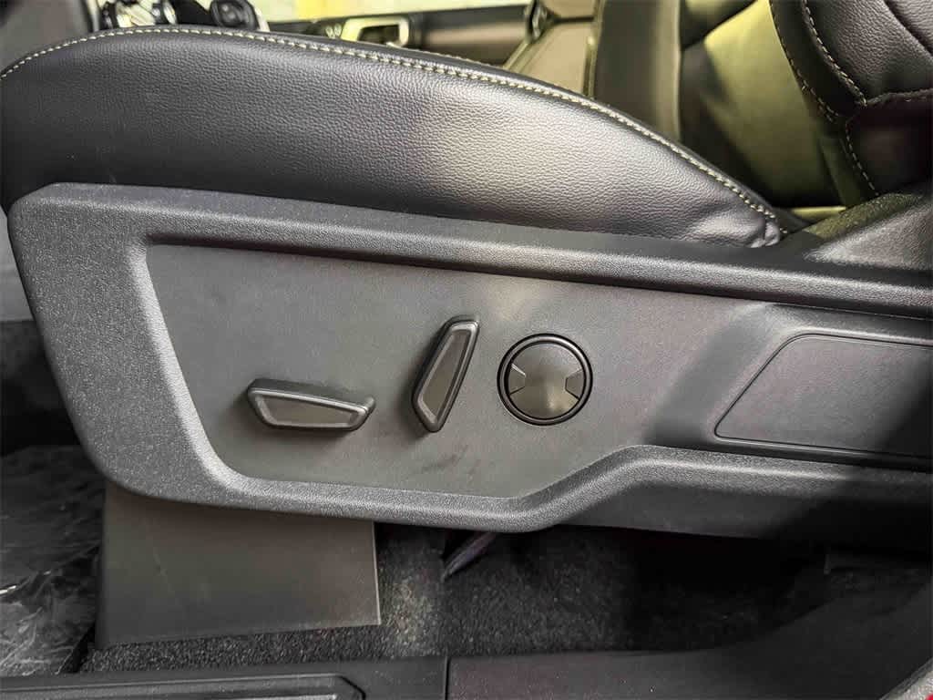 Thumbnail: 2025 Ford Bronco - 20