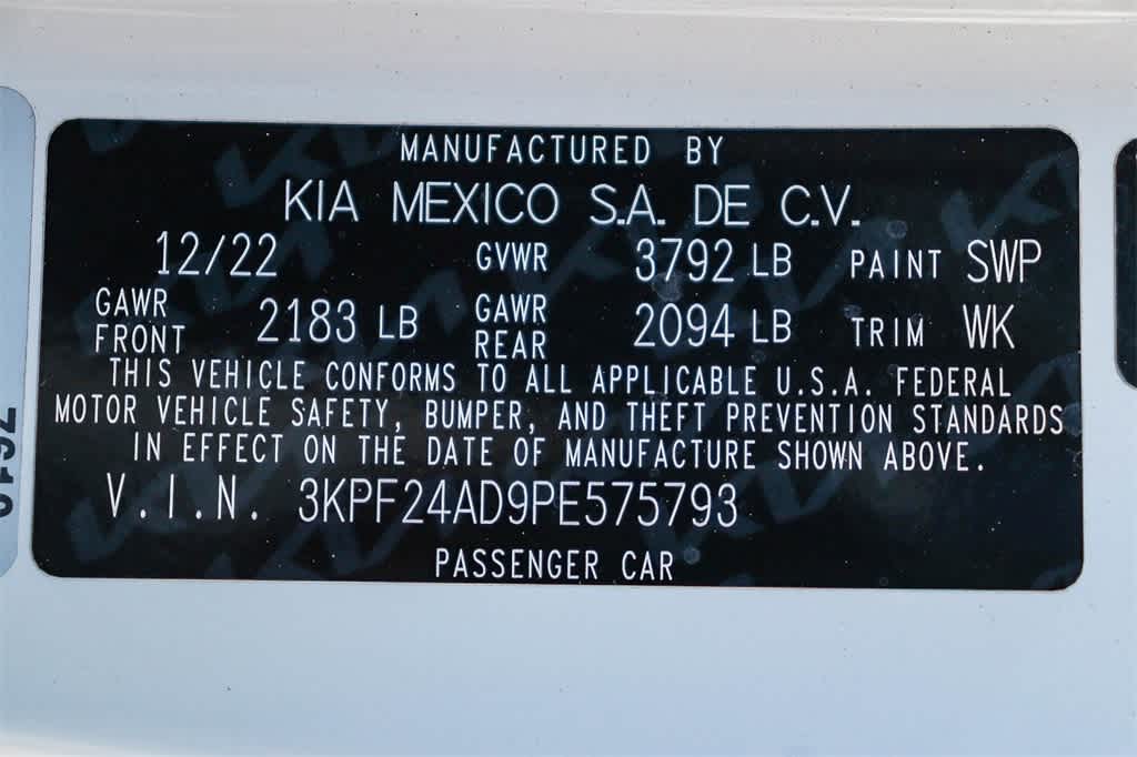 Thumbnail: 2023 Kia Forte - 29