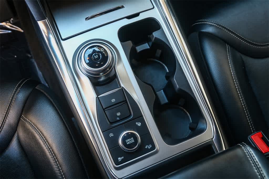 Thumbnail: 2020 Ford Explorer - 21