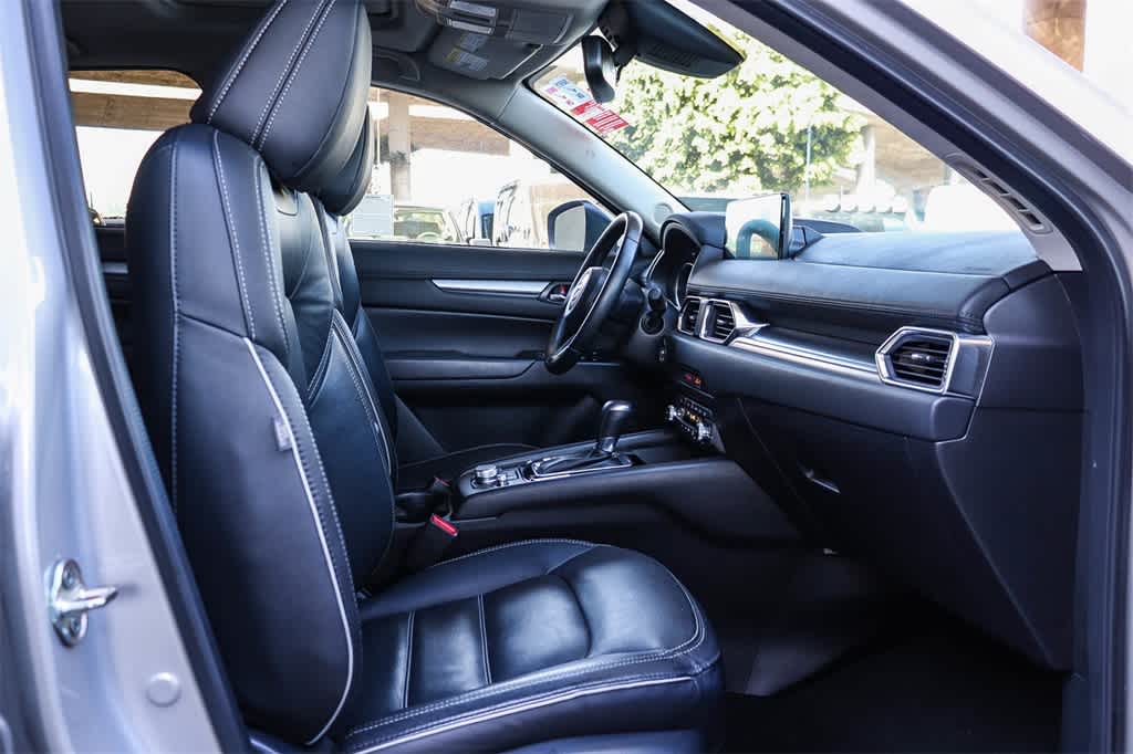 Thumbnail: 2025 Mazda CX-5 - 17