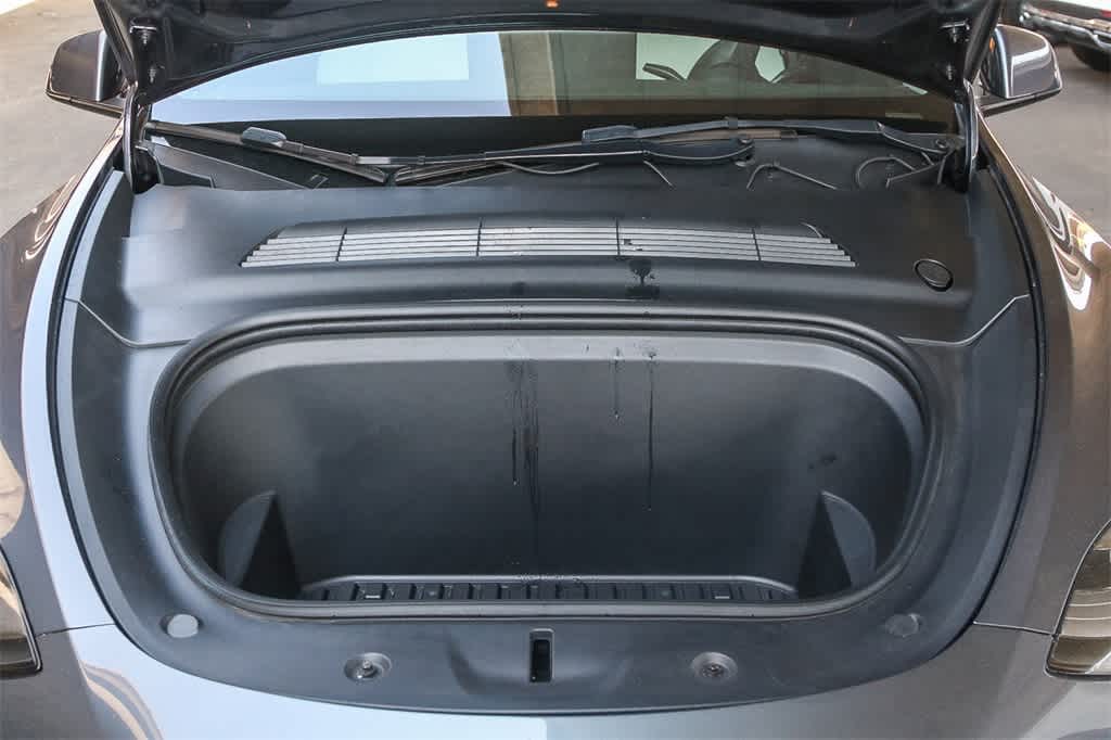Thumbnail: 2022 Tesla Model Y - 23