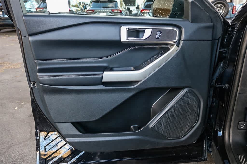 Thumbnail: 2023 Ford Explorer - 24