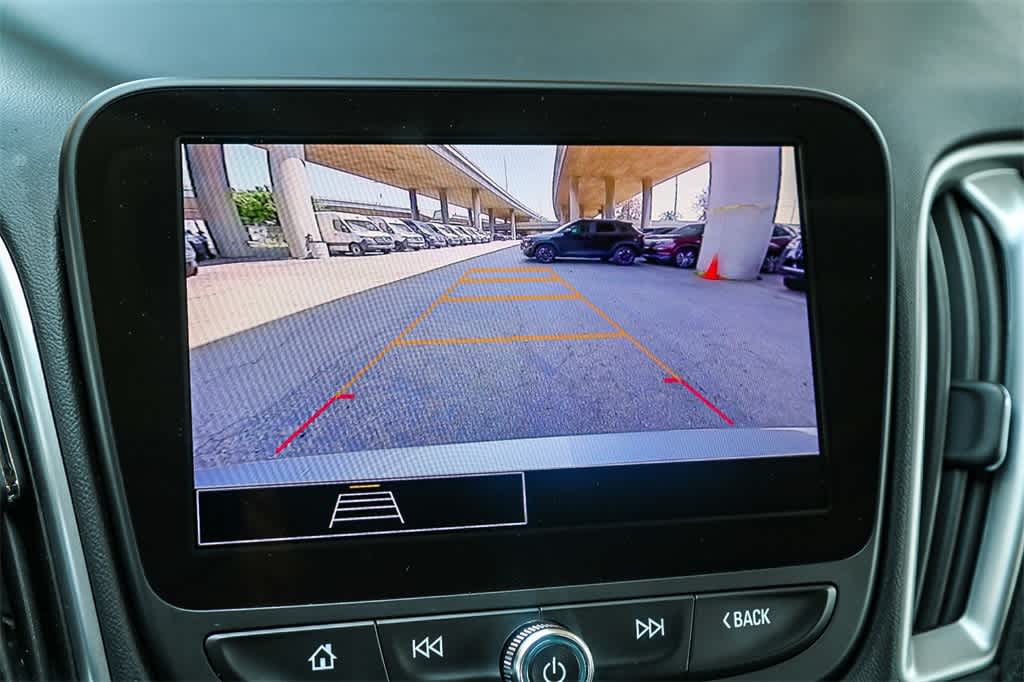 Thumbnail: 2023 Chevrolet Malibu - 24