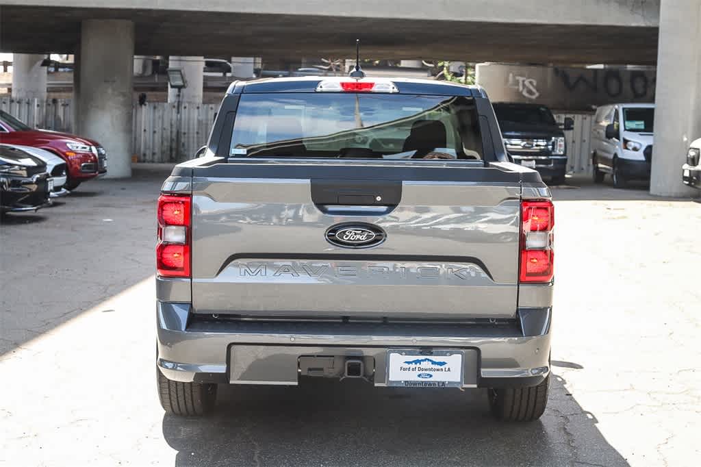 2025 Ford Maverick Lobo Standard