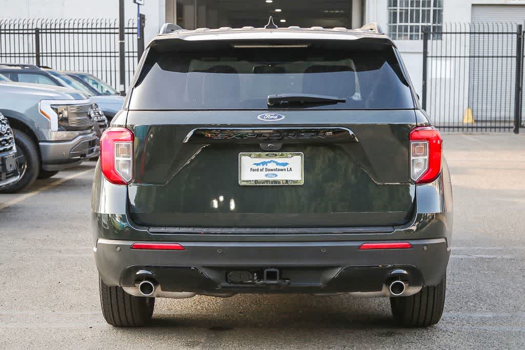 Thumbnail: 2023 Ford Explorer - 7