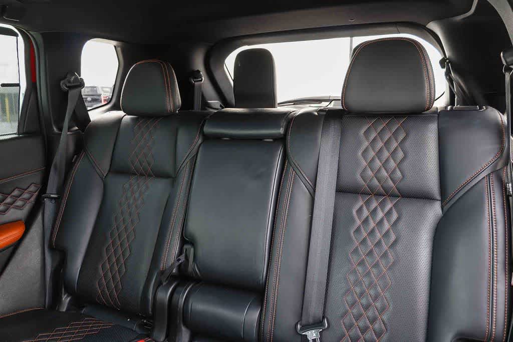 Thumbnail: 2023 Mitsubishi Outlander - 19