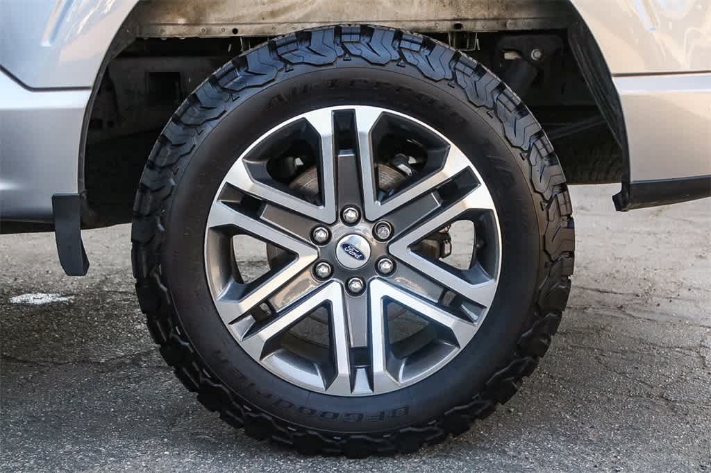 Thumbnail: 2022 Ford F-150 - 10