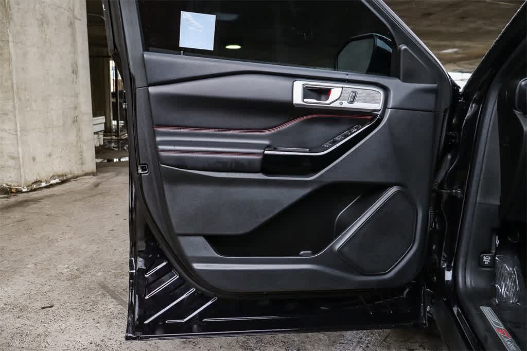 Thumbnail: 2022 Ford Explorer - 23