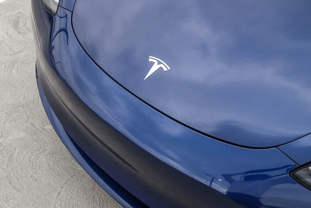 Thumbnail: 2018 Tesla Model 3 - 8