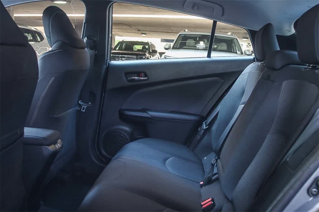 Thumbnail: 2021 Toyota Prius Prime - 18