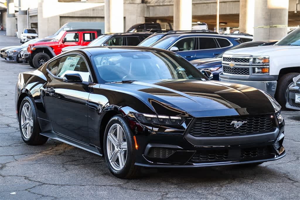 Thumbnail: 2026 Ford Mustang - 3