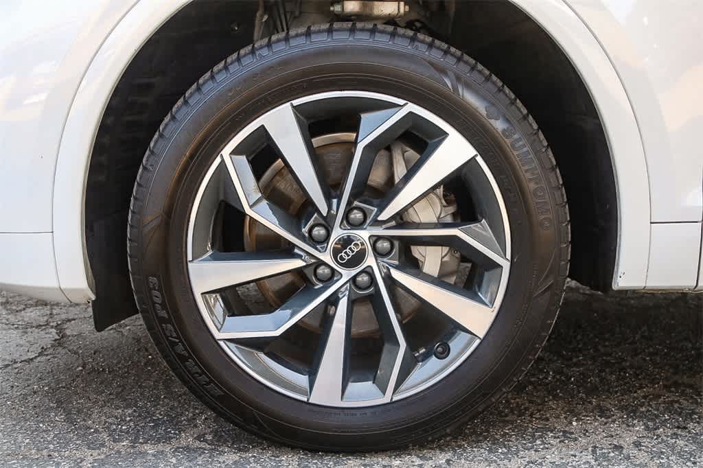 2022 Audi Q5 e Premium Plus 11