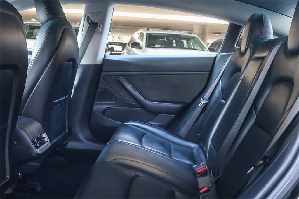 Thumbnail: 2018 Tesla Model 3 - 18
