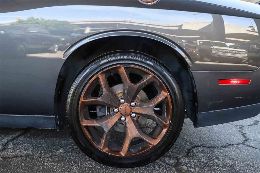 Thumbnail: 2015 Dodge Challenger - 10