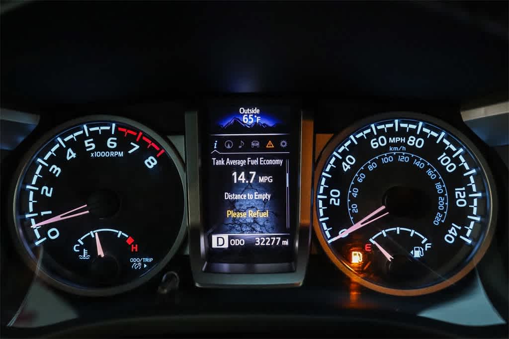 Thumbnail: 2022 Toyota Tacoma - 24